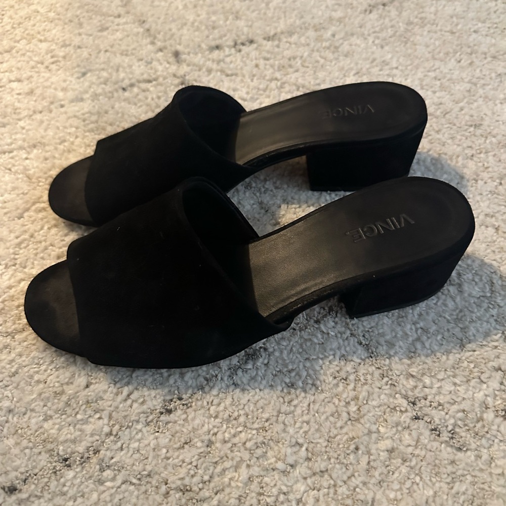 VINCE. Black Suede Slide Heeled Mules – Size 8M